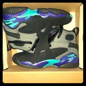 Air Jordan 8 Retro BG